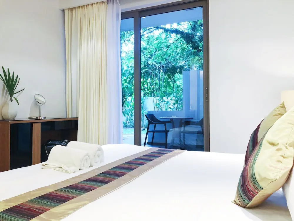 Beachfront 120sqm 2BR With Private Plunge Pool on Stunning Naithon Beach