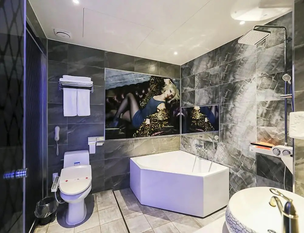 Biz Hotel