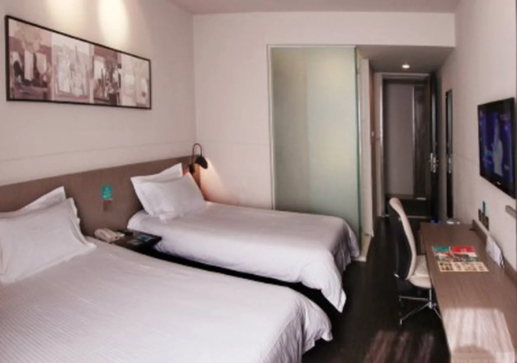 Jinjiang Inn Select Dalian Youhao Square
