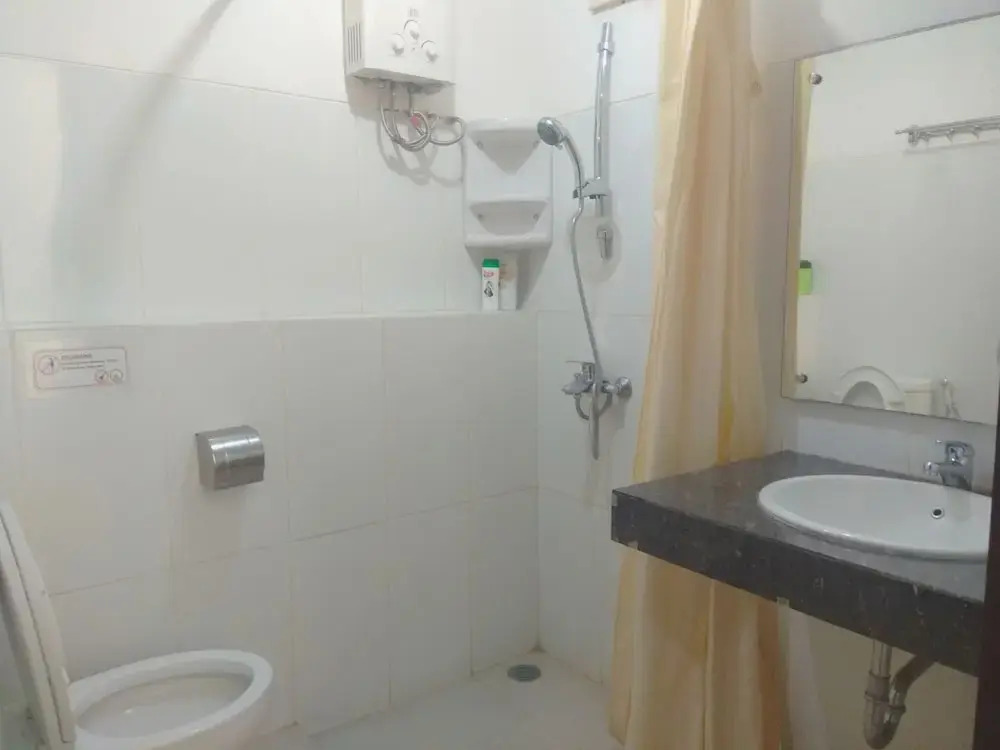 Omah Dixy Family Homestay by FH Stay