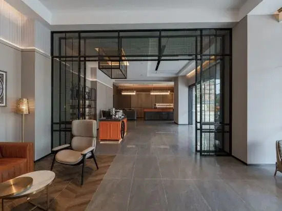 Homeinn Plus Hotel (Jiujiang University Wanda Plaza)