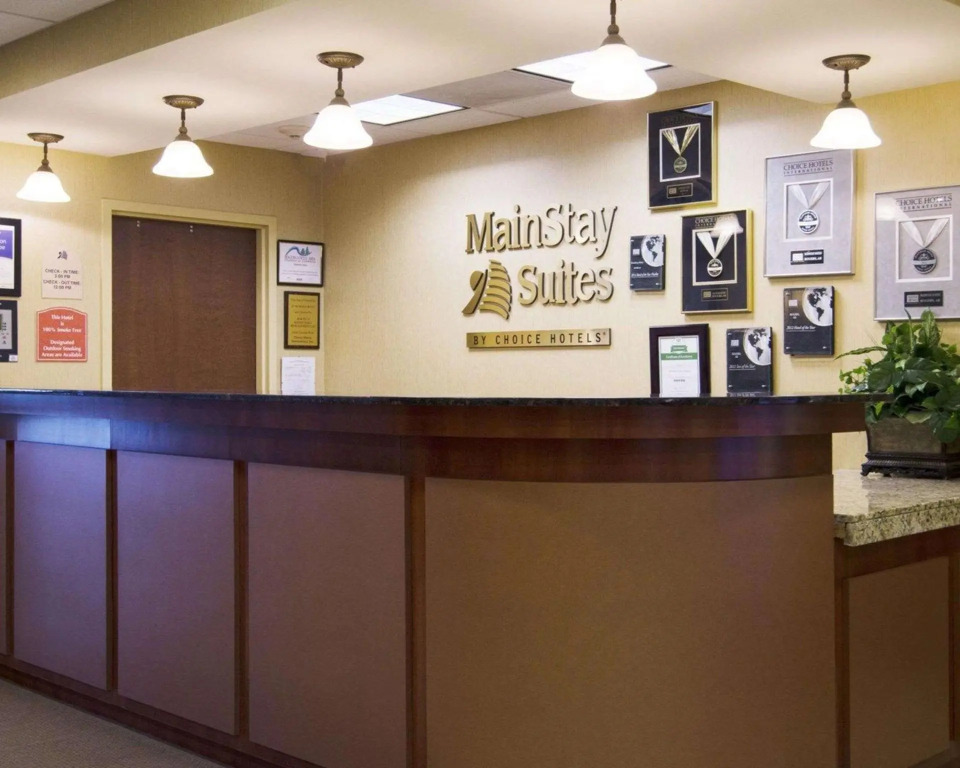 Mainstay Suites Rogers