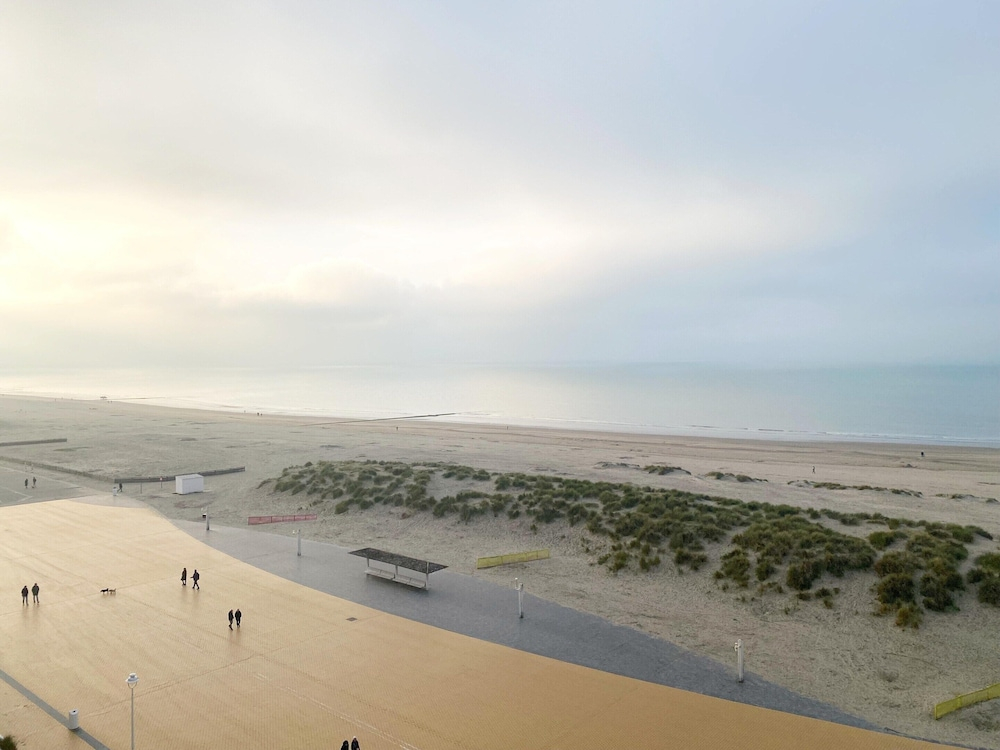 Apartment in Nieuwpoort by the sea