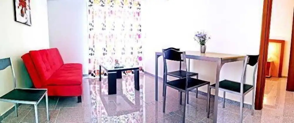 Arisvi Hotel