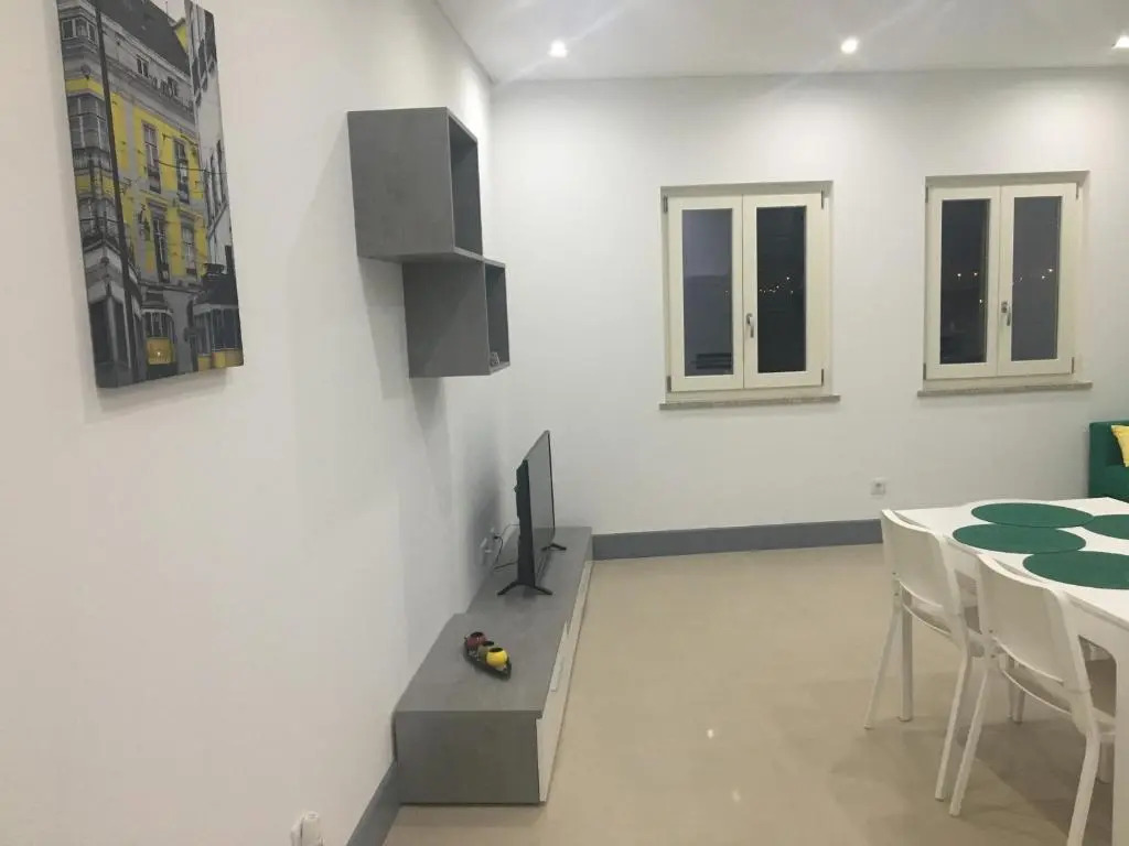 Apartamento, Praça Dom Duarte 8, Viseu, Portugal