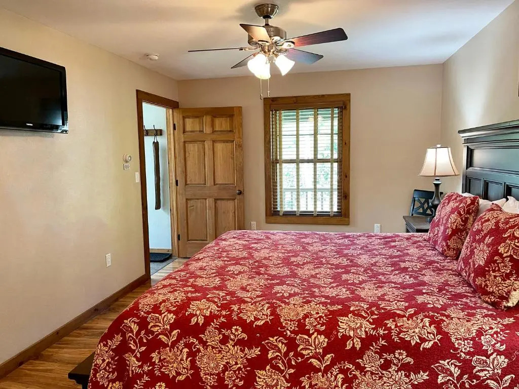 Marble Mountain Chalet