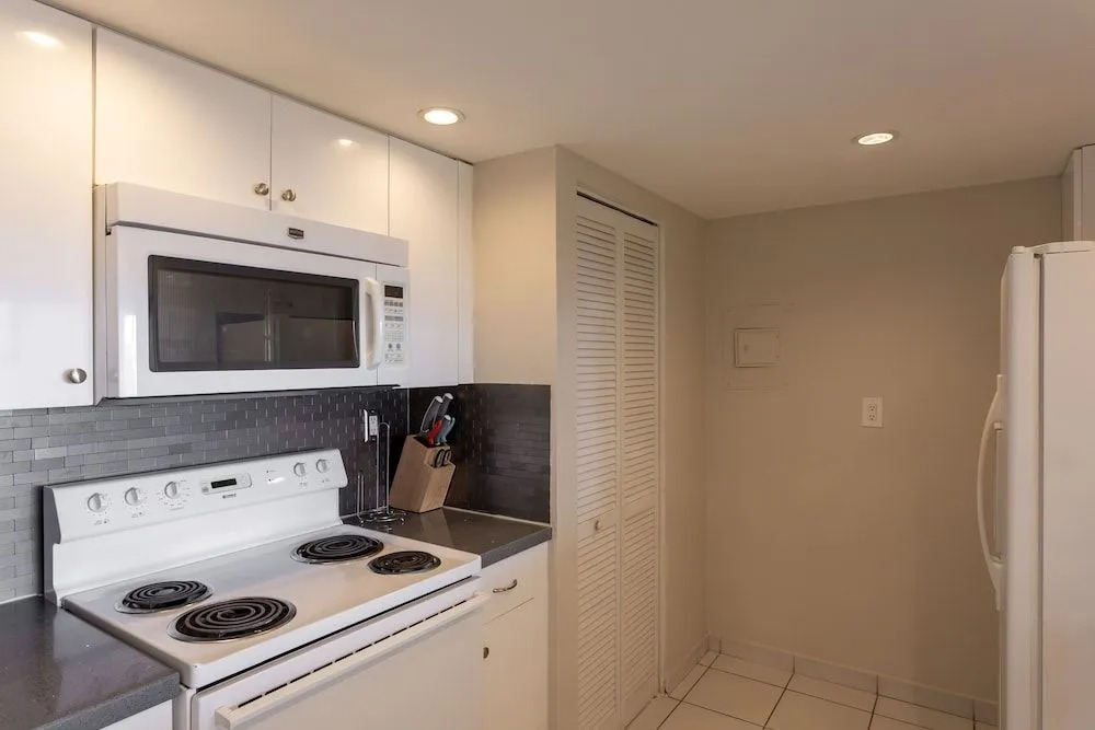 Lux One Bedroom Close to Wynwood