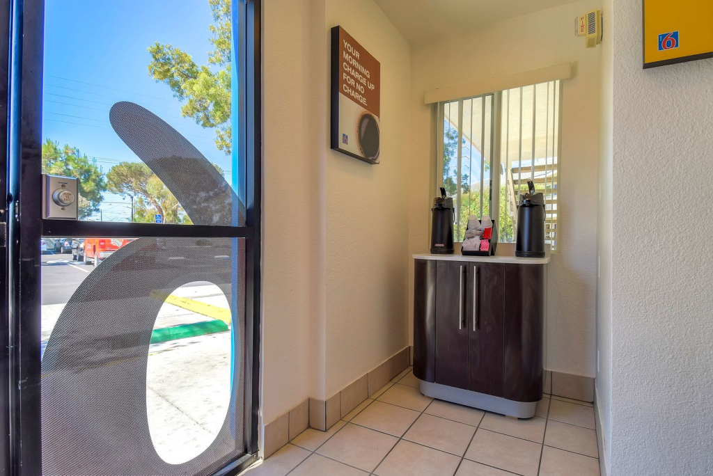 Motel 6-San Diego, CA - North