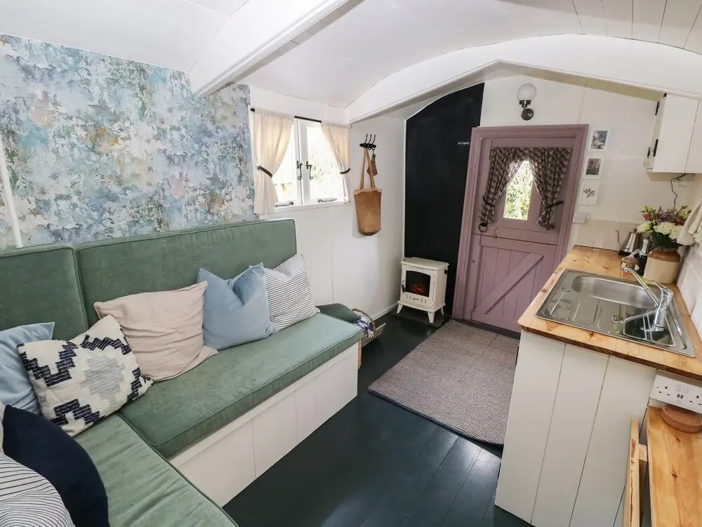 Hazel Nook