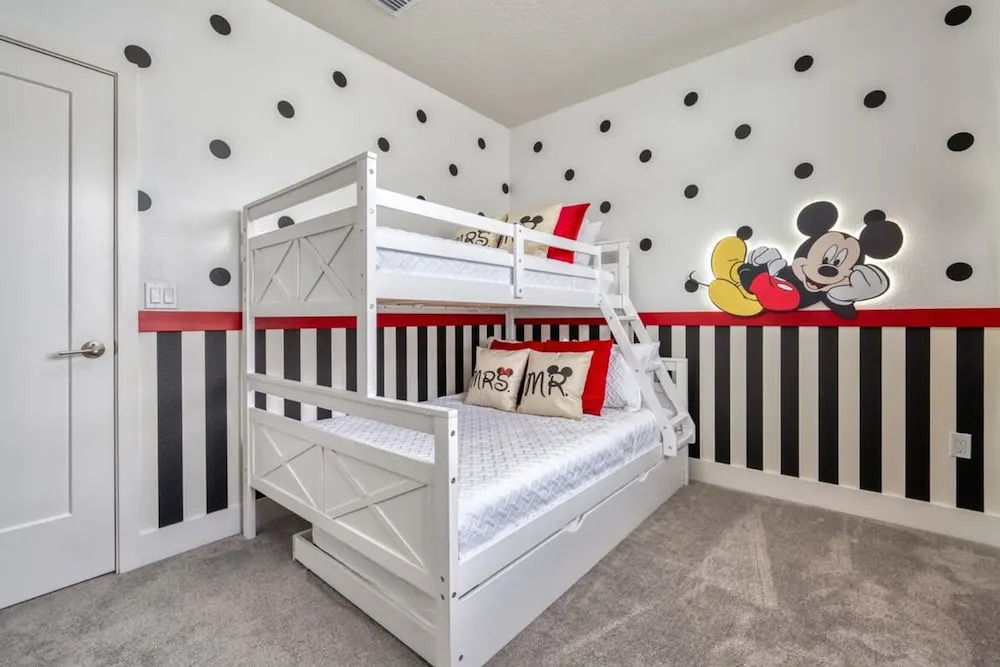 Modern Luxury Retreat-pool Mickey Harry Potter Bedrooms