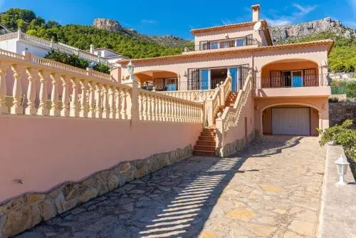 Villa Amanda - PlusHolidays