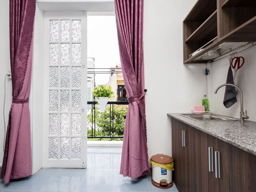 Joy House & Apartment