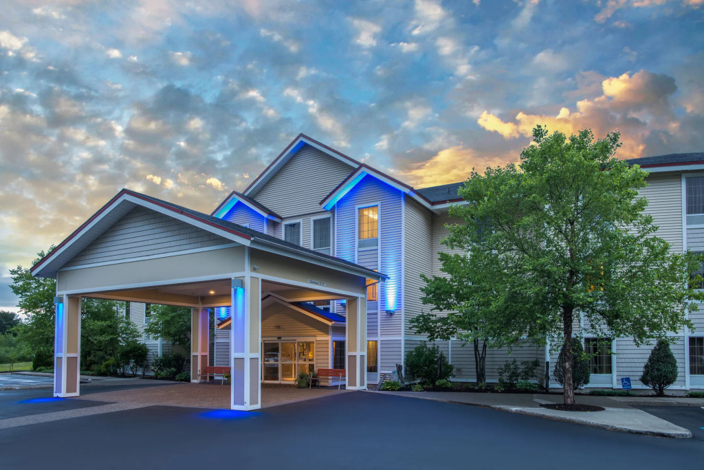 Holiday Inn Express Hotel & Suites Brattleboro by IHG