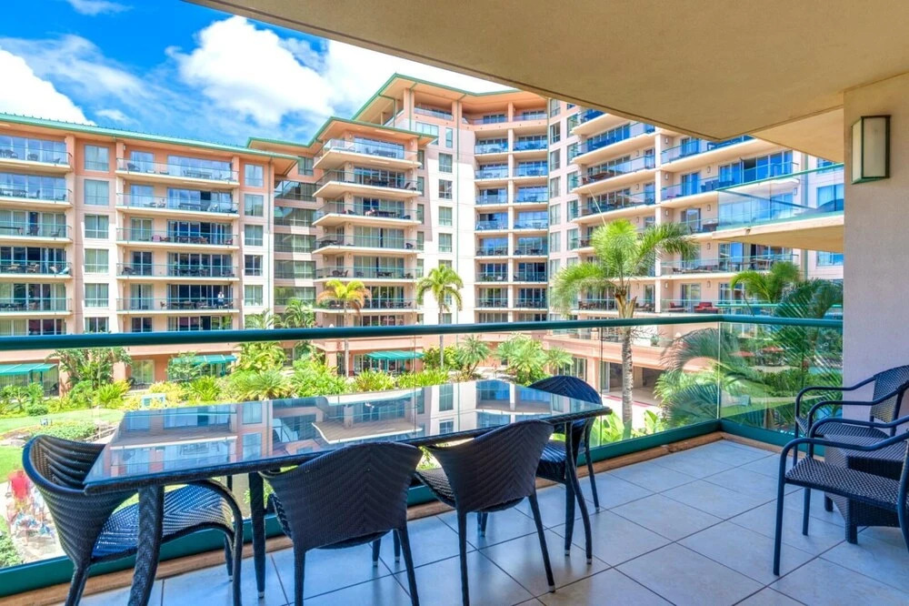 K B M Resorts- Hkk-309 Extra Large 2bdrm, Ocean Views, 3 King Beds, Just 75 Yards From the Ocean!