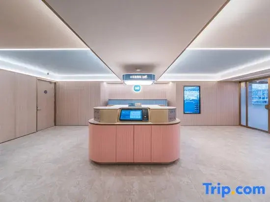 HanTing Zhengzhou Memory Youhuachang Creative Park Rose Park Subway Station Hotel