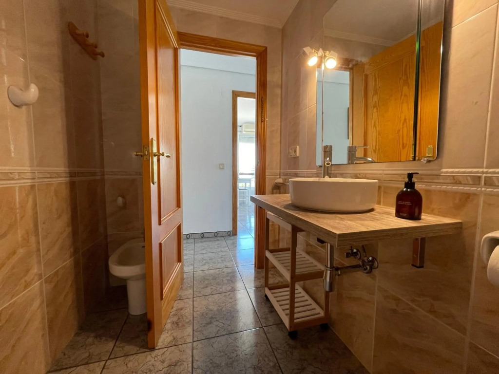 Apartamento a un minuto de la playa de Levante