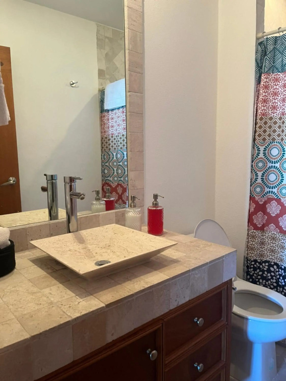 Cousy Condo San Rafael, 3 blocks from the parish, pool, BBQ and terrace