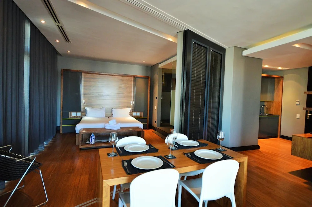 Neighbourgood Cape Quarter Living