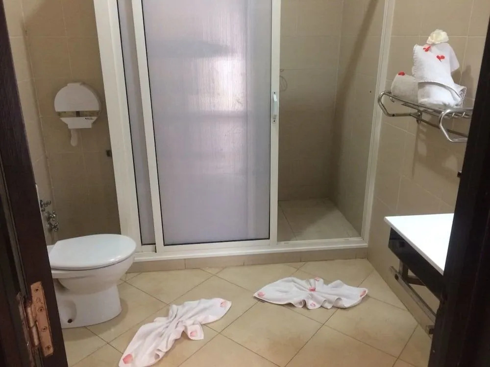 Sourebou Chez Appart Hotel Founty Beach