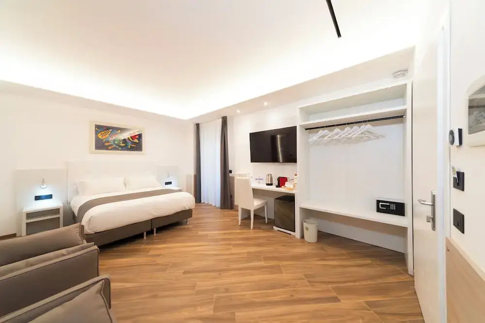 Chessas Rooms