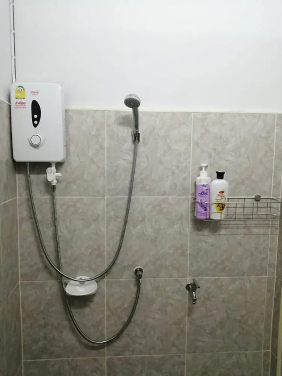 CHO Hostel and Sleep Box - Adults Only