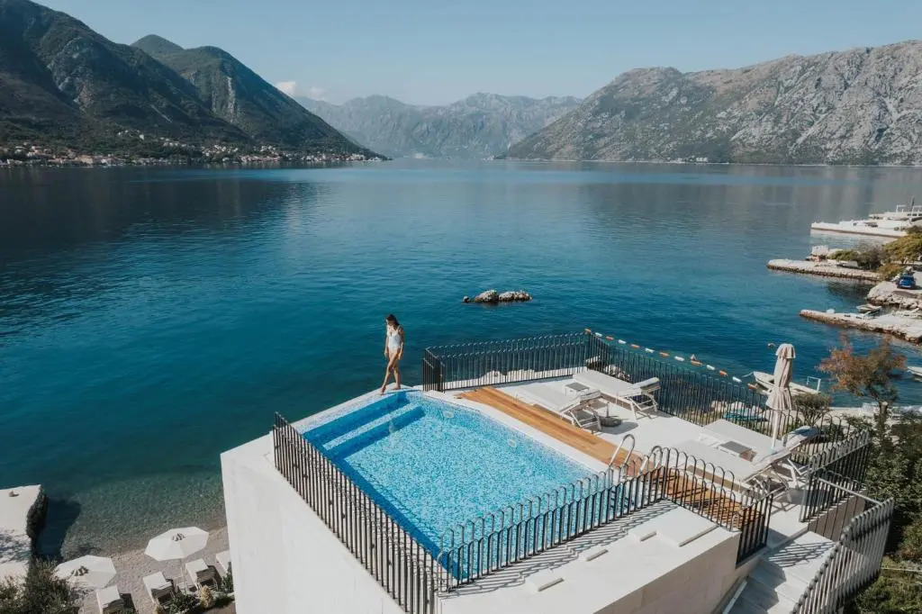 Corso Levante Luxury Suites Dobrota