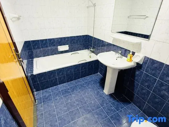 TIDY Premium Hostel Male&Female Al Majaz Sharjah