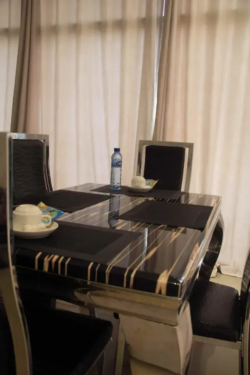 Uranium Continental Hotel - UCH