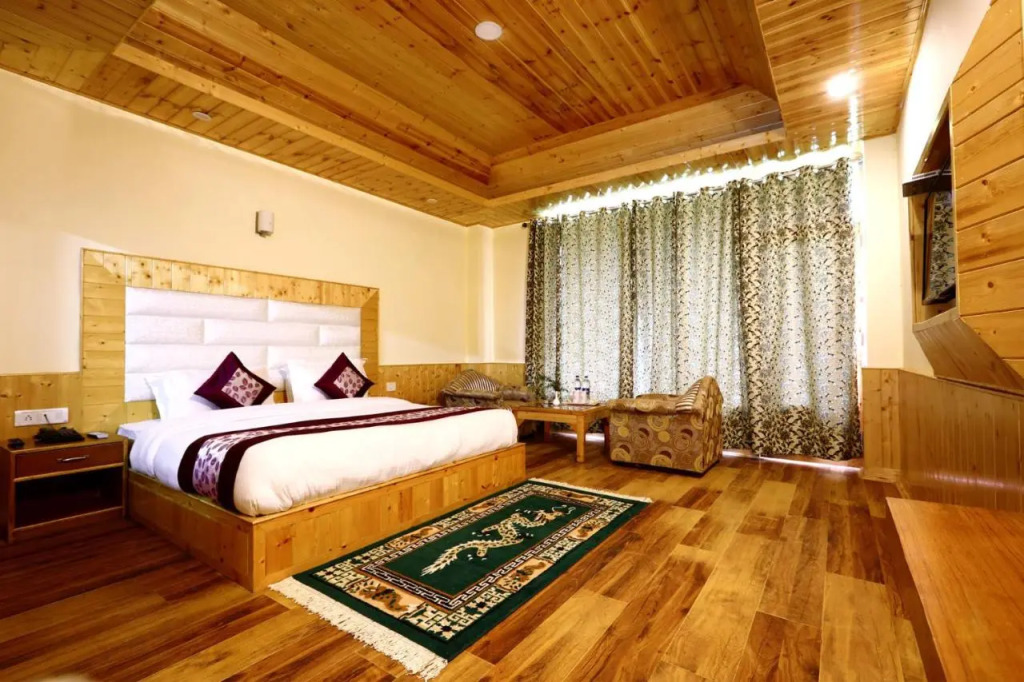 Phalguni Regency Manali