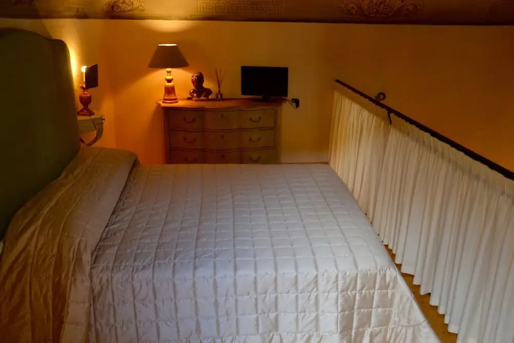 Mozza Suite