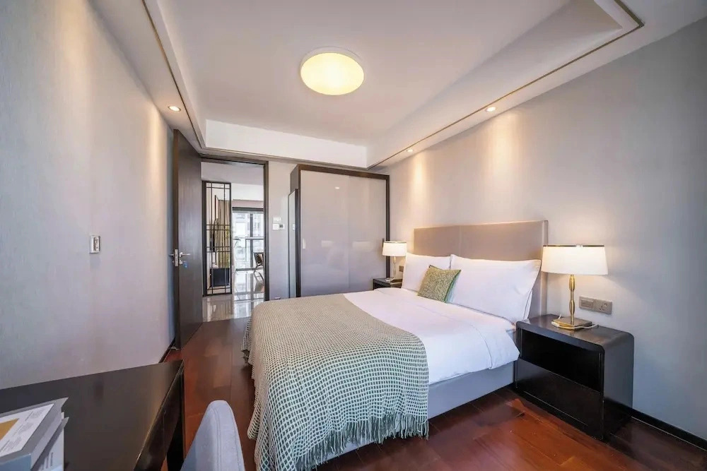 Tyms Gubei Apt 3BR 2BA near Takashimaya