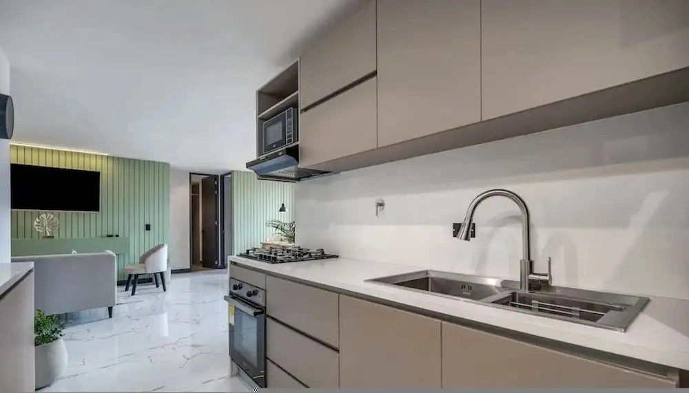 Housy Laureles - 302