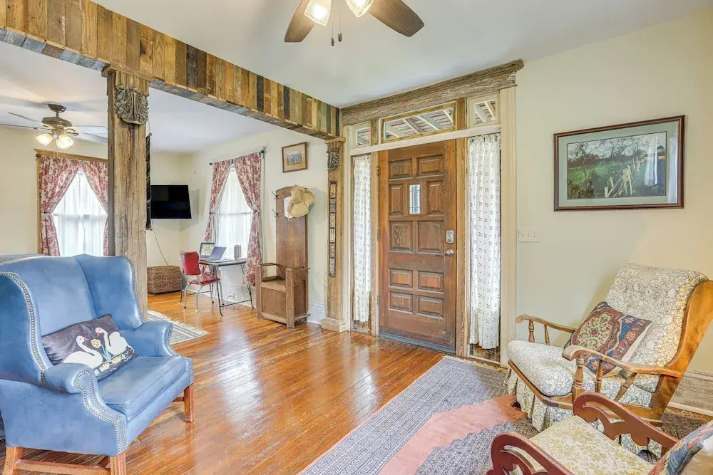 ~ 3 Mi to Dtwn: Centrally Located Birmingham Home!