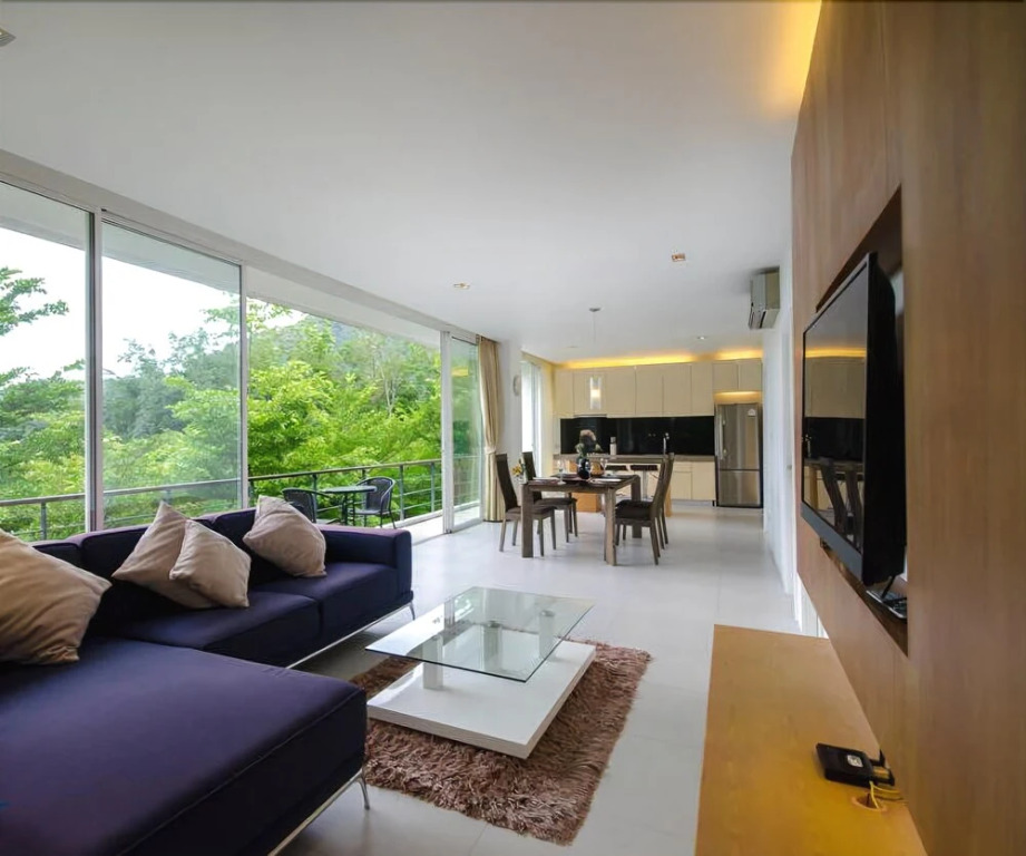 Natural Sea View 2 Bedrooms Apartment