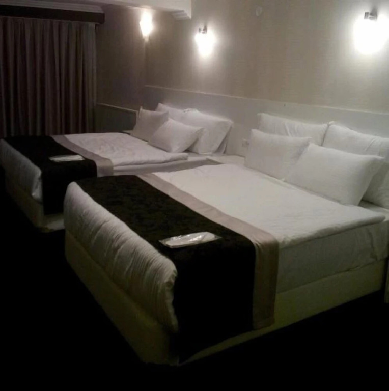 Kremon Hotel