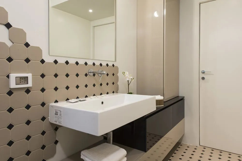 Mila Apartments Via Savona