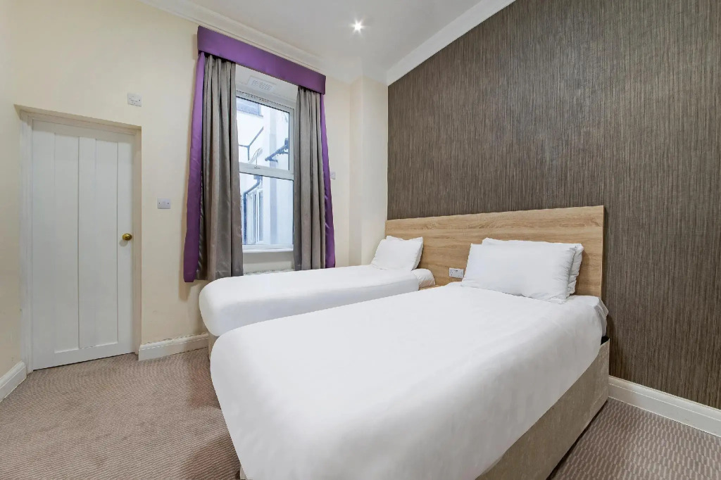 OYO London 24 Sussex