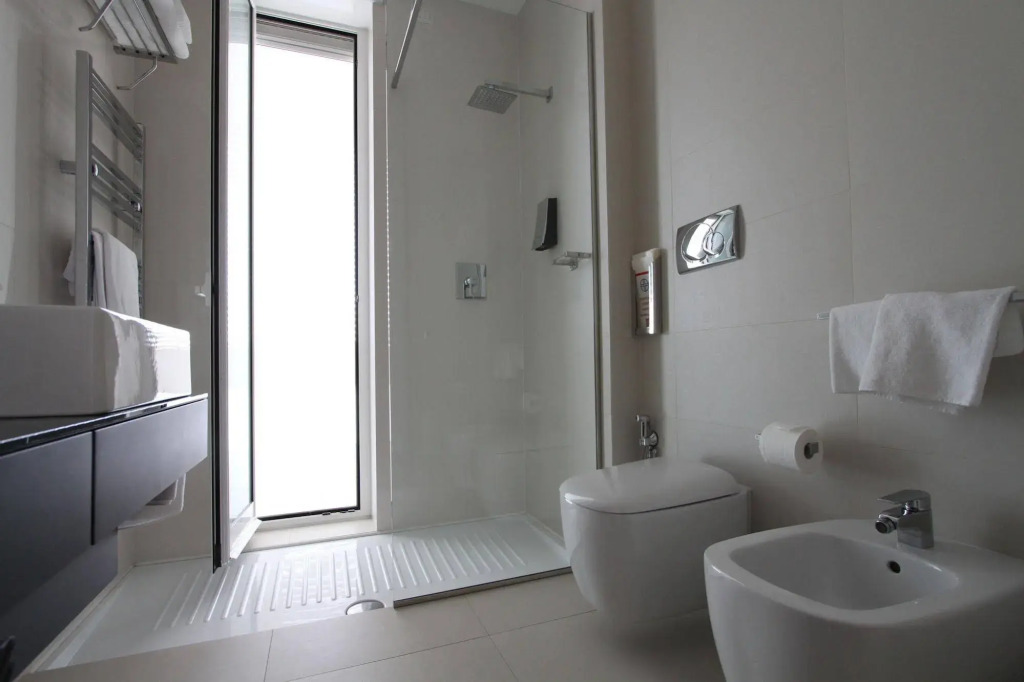 Soglow Business Class Hotel