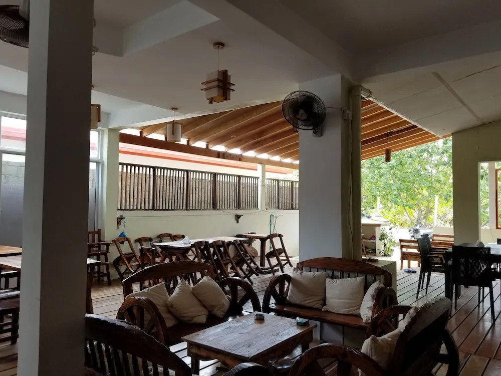Nomadic Inn