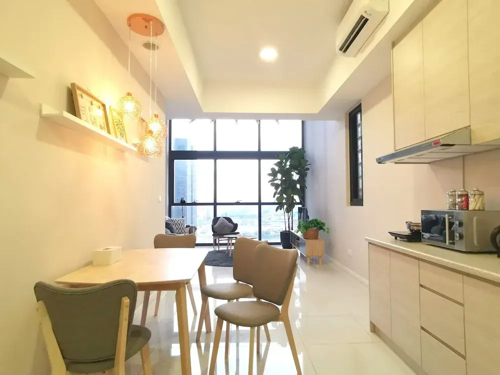 Icon City Premier Suites by WeCare