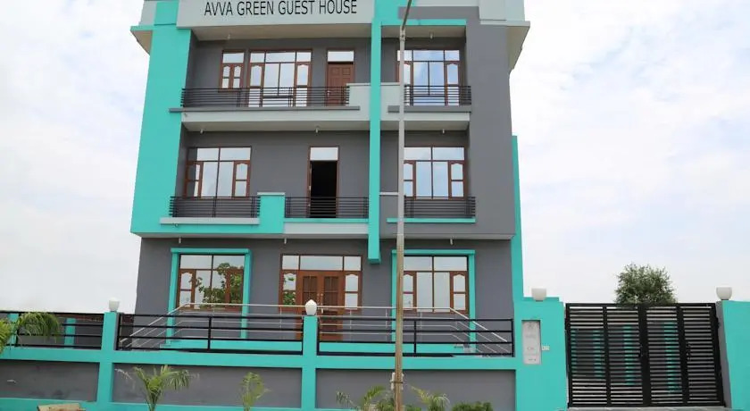 Avva Green