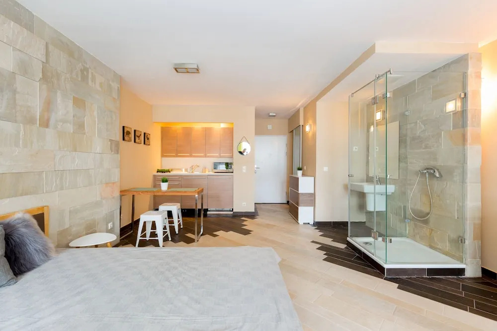 Riverhood Apartment