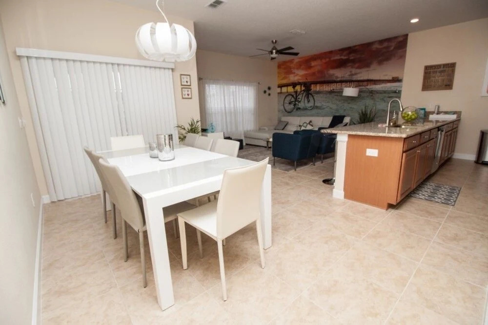 Four Bedroom/3 Bath South Facing Pool/Spa Villa