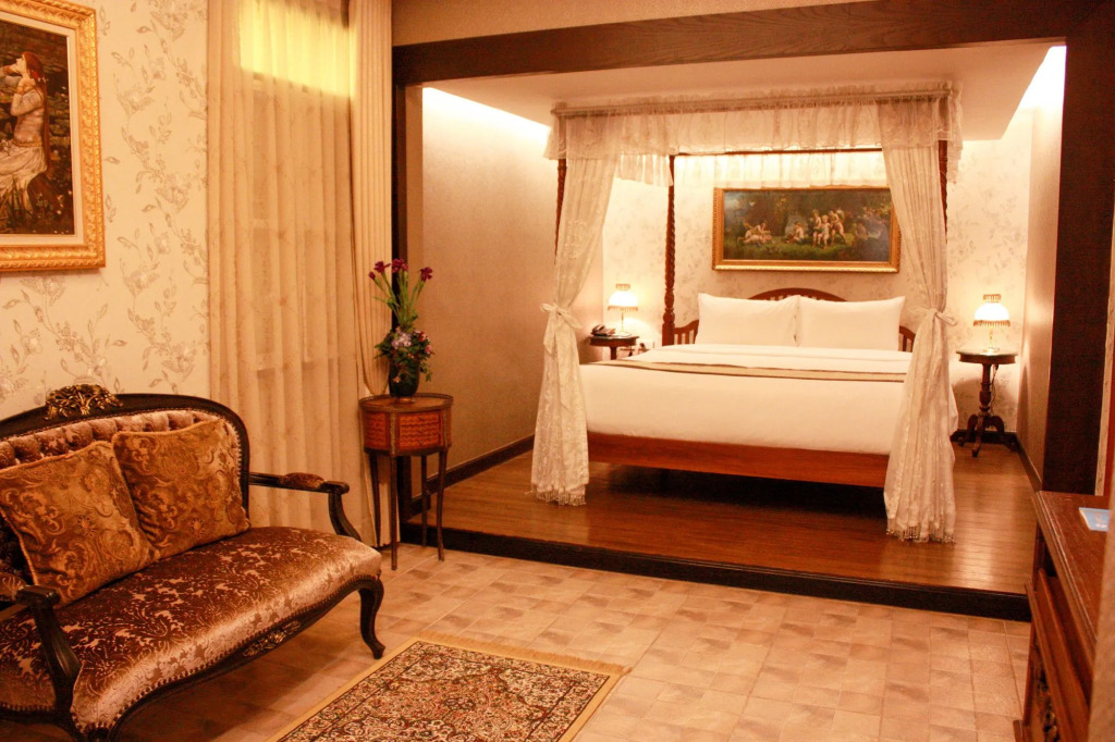 Chuchaiburi Sri Amphawa