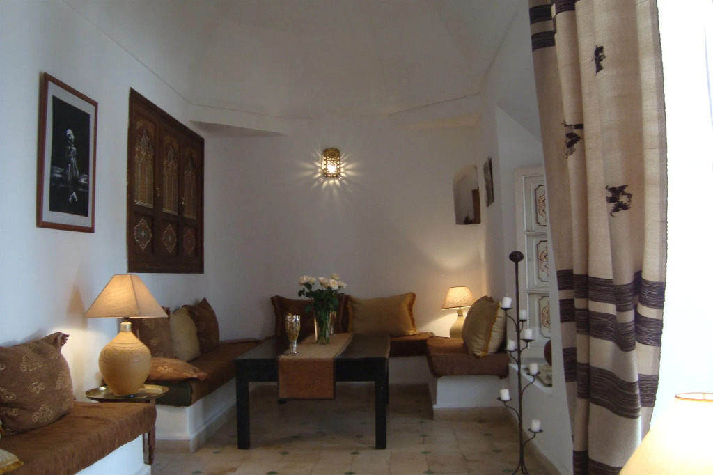 Riad Noor Charana