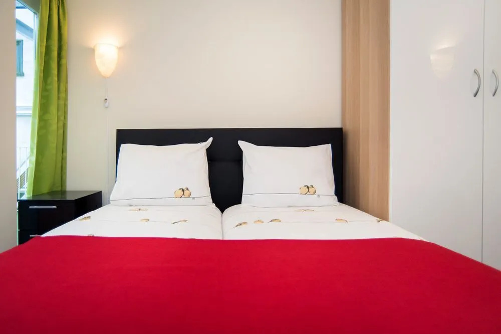 Midtown Hotel triple