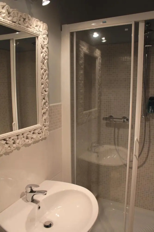 Apartment Via dellAstrologo