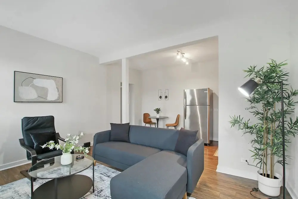 Chic 1BR - Harper rep