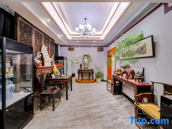 Thankyou Hotel (Zhengzhou Erqi Square West Street Subway Station Branch)