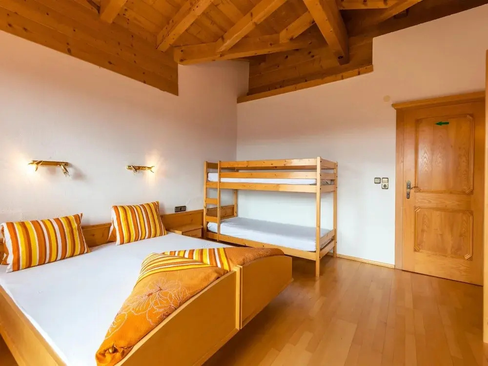 Inviting apartment in Stummerberg
